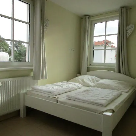 Haus Meeresblick A 1.04 Apartment Baabe